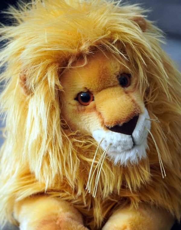 Peluches animaux sauvages: comment choisir la peluche lion idéale pour votre enfant ?